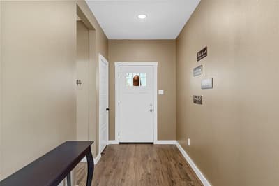 402 Peabody Street, Hillsboro TX 76645 - Photo 2