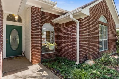 2800 Comanche Trail, Waco TX 76712 - Photo 4