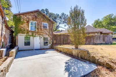6940 Hatch Road, Fort Worth TX 76135 - Photo 3