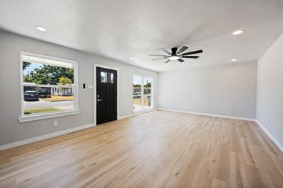 5517 Cottey Street, Fort Worth TX 76119 - Photo 2