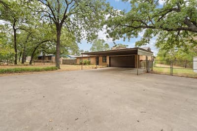 3016 E Renfro Street, Burleson TX 76028 - Photo 3