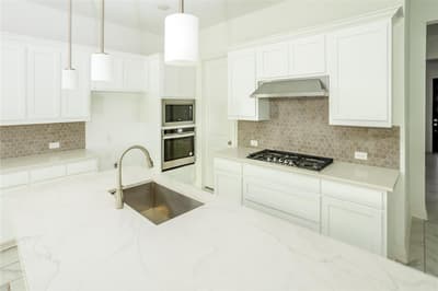 4516 Hammerstein Boulevard, Denton TX 76210 - Photo 5