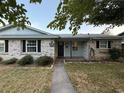 902 Milky Way, Garland TX 75040 - Photo 2