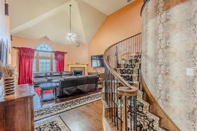 7208 Roble, Grand Prairie TX 75054 - Photo 3