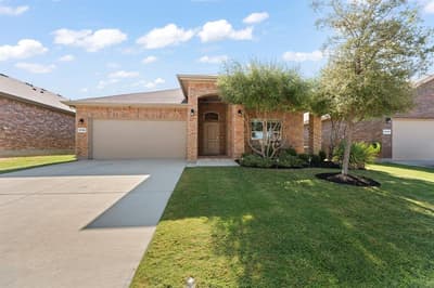 15736 Redgrave Drive, Fort Worth TX 76247
