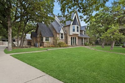 4705 Villa Vera Drive, Arlington TX 76017 - Photo 2