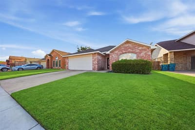 737 Nelson Drive, Cedar Hill TX 75104 - Photo 2