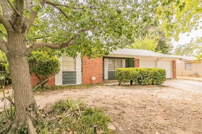 7412 Meadowcrest Drive, Fort Worth TX 76112 - Photo 3