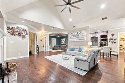 4518 Pecan Creek Drive, Midlothian TX 76065 - Photo 2