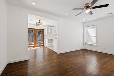 412 E 8th Street, Irving TX 75060 - Photo 3