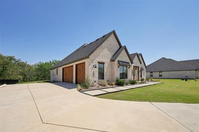 132 Peachleaf Drive, Krugerville TX 76227 - Photo 2