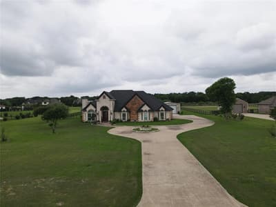 624 Horseshoe Bend, Royse City TX 75189 - Photo 2
