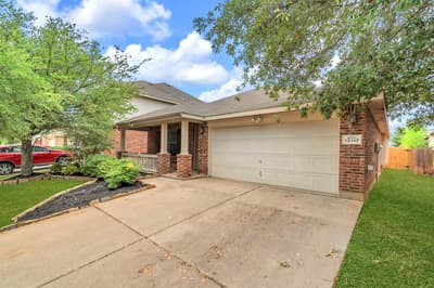 12117 Bellegrove Road, Burleson TX 76028