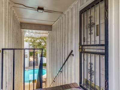 4347 Dickason Avenue, Dallas TX 75219 - Photo 3