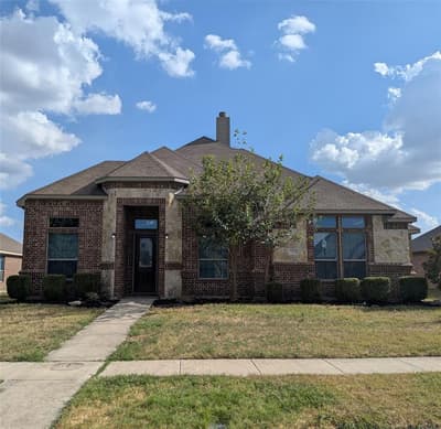408 Valley Ridge Drive, Red Oak TX 75154