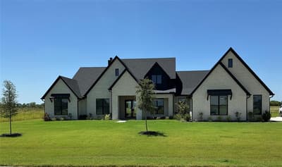 132 Devi Drive, Waxahachie TX 75165