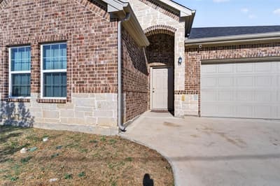 2517 Donalee Street, Fort Worth TX 76105 - Photo 4