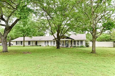 207 Southridge Road, Edgewood TX 75117