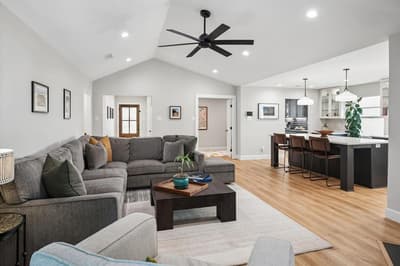 9553 Estate Lane, Dallas TX 75238 - Photo 2