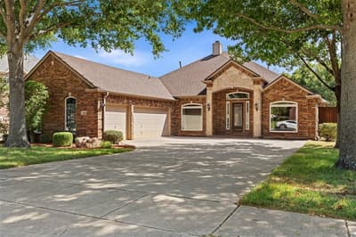 2212 Creek Crossing Drive, Corinth TX 76210 - Photo 2