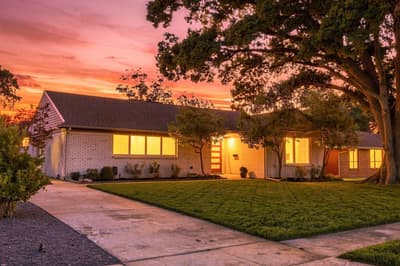 6211 Town Hill Lane, Dallas TX 75214