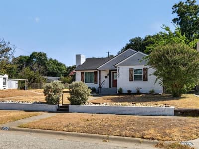 2122 Berwick Avenue, Dallas TX 75203 - Photo 3