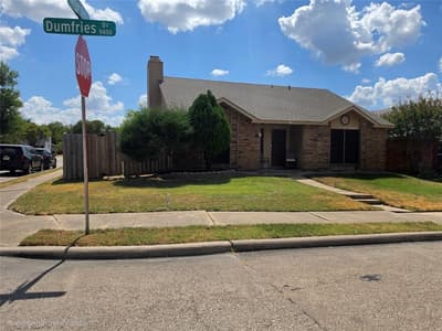 9420 Dumfries Drive, Dallas TX 75227 - Photo 2