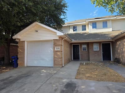 1249 Village Garden Drive, Azle TX 76020