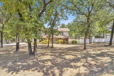 124 Alvarado Oak Drive, Alvarado TX 76009 - Photo 3