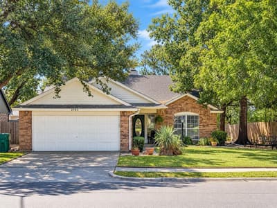 2705 Thunderbird Drive, Denton TX 76207