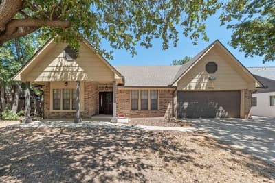 3220 Timberview Drive, Corinth TX 76210 - Photo 2