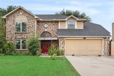 4305 Hudson Avenue, Grand Prairie TX 75052