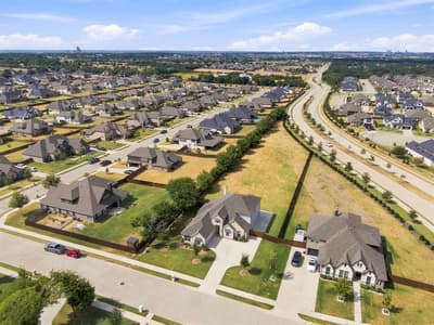 801 Brandi Ridge Drive, Midlothian TX 76065 - Photo 2