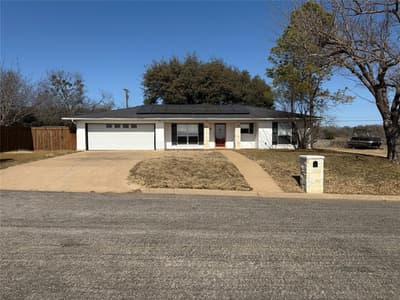 2817 NE 11th Street, Mineral Wells TX 76067