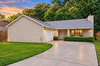 1144 Castlewood Court, DeSoto TX 75115