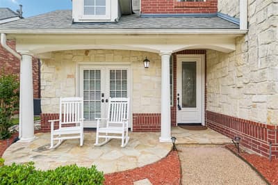 2928 Newport Drive, Rockwall TX 75032 - Photo 2