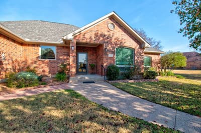 1321 Kiowa Drive E, Lake Kiowa TX 76240 - Photo 2