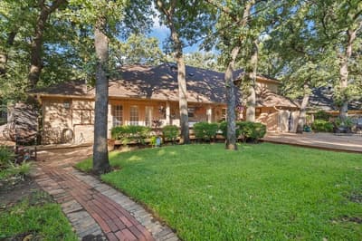 649 Parkridge Boulevard, Burleson TX 76028 - Photo 3
