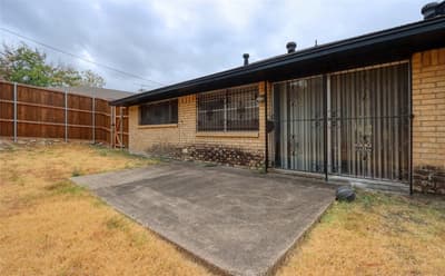 327 Penguin Drive, Dallas TX 75241 - Photo 5