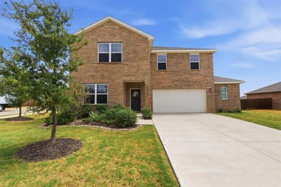 2600 Sanders Creek Drive, Glenn Heights TX 75154 - Photo 2