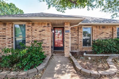 1900 Oakbluff Drive, Carrollton TX 75007 - Photo 2