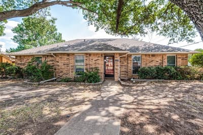 1900 Oakbluff Drive, Carrollton TX 75007