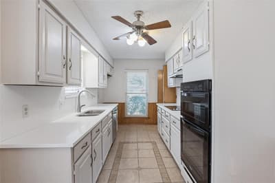 1900 Oakbluff Drive, Carrollton TX 75007 - Photo 5