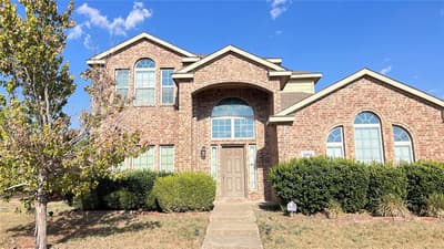 2104 Stonewood Drive, Lancaster TX 75134