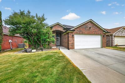 9228 Jason Drive, White Settlement TX 76108 - Photo 3