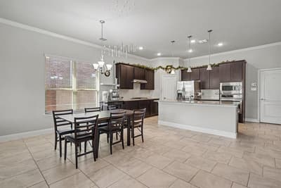 646 Harris Ridge Drive, Arlington TX 76002 - Photo 3
