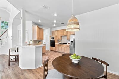 8716 Falls Road, Irving TX 75063 - Photo 3
