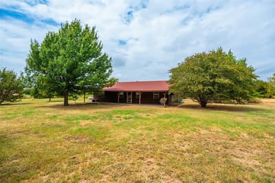 545 County Road 1110a, Cleburne TX 76031 - Photo 2
