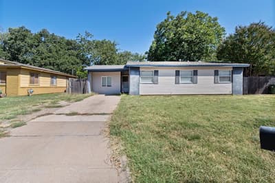 756 Thomas Avenue, Hurst TX 76053
