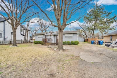 205 W Latimer Street, Ennis TX 75119 - Photo 5
